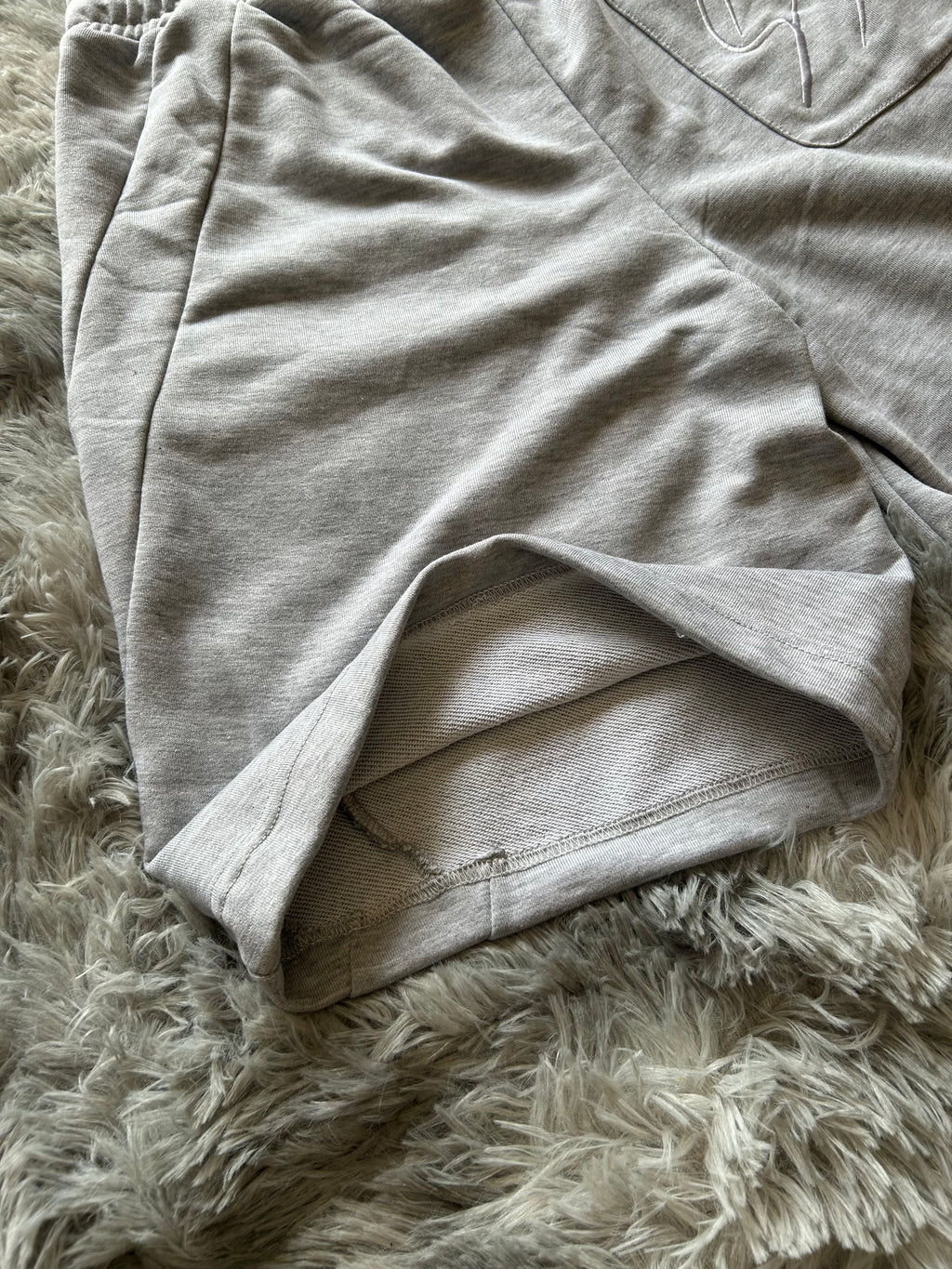 Shorts fit wide grigio chiaro