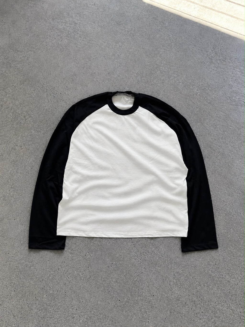 Longsleeve raglan bianco e blu